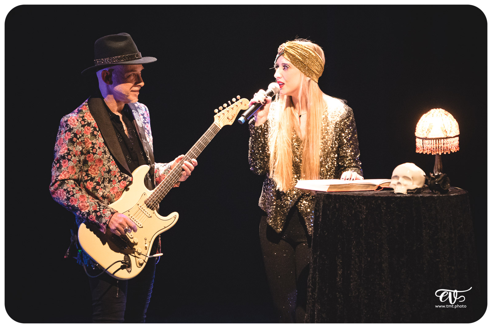 L'HISTOIRE DU ROCK EN 13 GUITARES